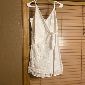 White GB mini dress. Worn once for a rehearsal dinner. Great condition.No stains